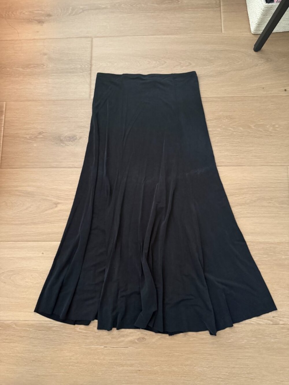 Paloma Wool Vicky Flared Cupro Skirt (Black, size M) - Picture 10 of 14